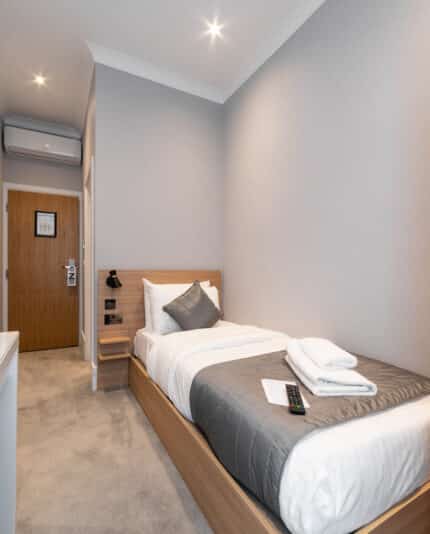 Queensberry Place, London_20211011 - 017